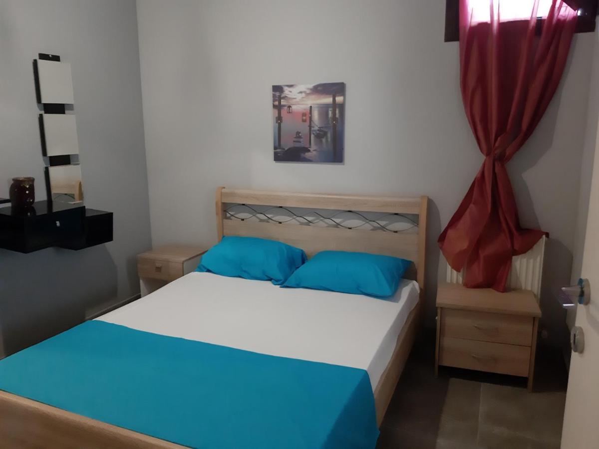 Soula'S Sunshine Blue Apartment Nea Karvali Kültér fotó