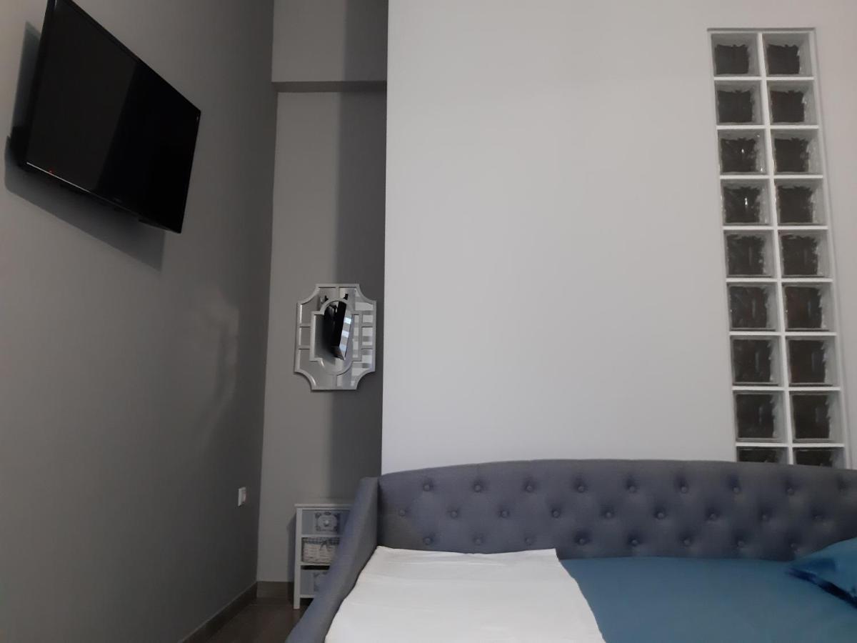 Soula'S Sunshine Blue Apartment Nea Karvali Kültér fotó